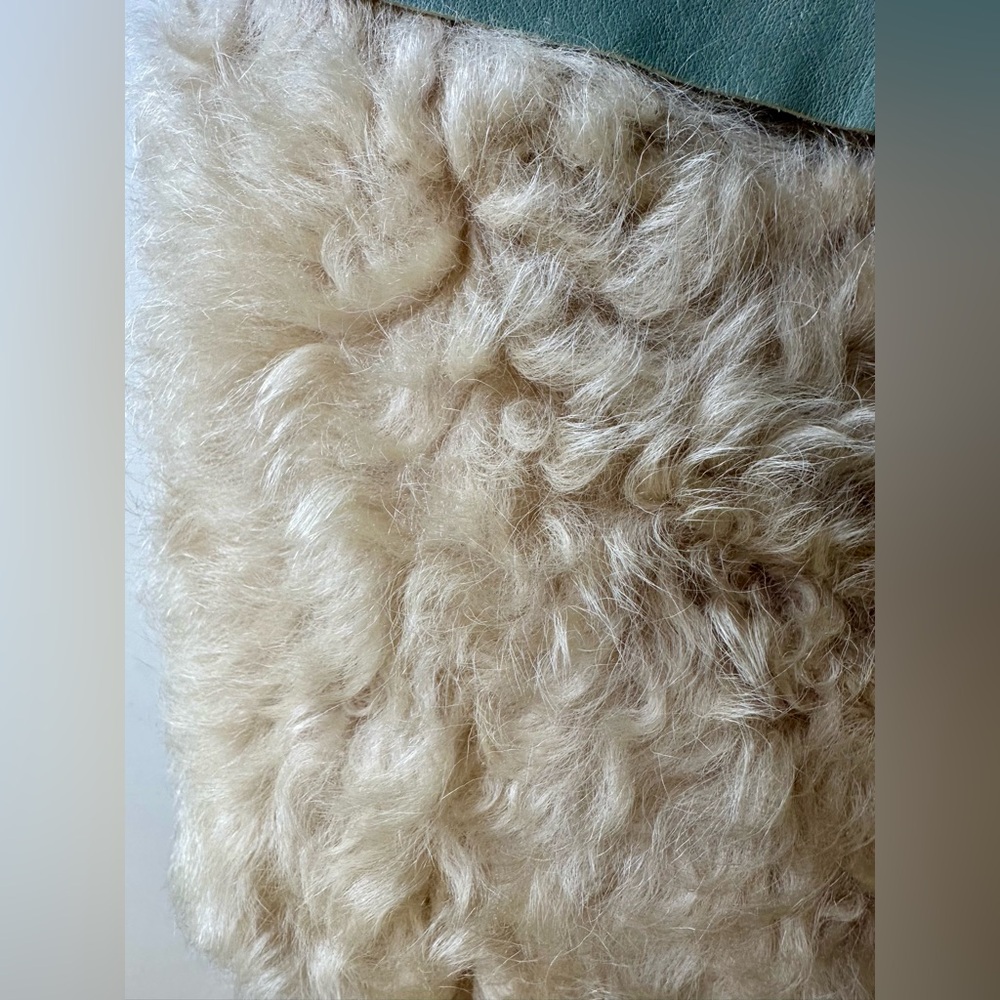 Il Bizonte Lamb Shearling & Sage Green Leather Elegant Women's Bag 15”x13” - Picture 4 of 14